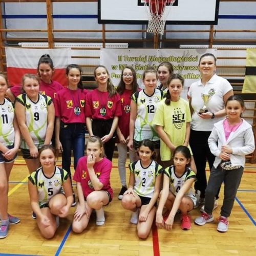 II Turniej Niepodległości w Mini Siatkówce Dziewcząt o Puchar Burmistrza Wasilkowa (6)zm